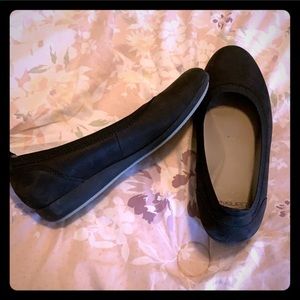 Dansko Kristen flats